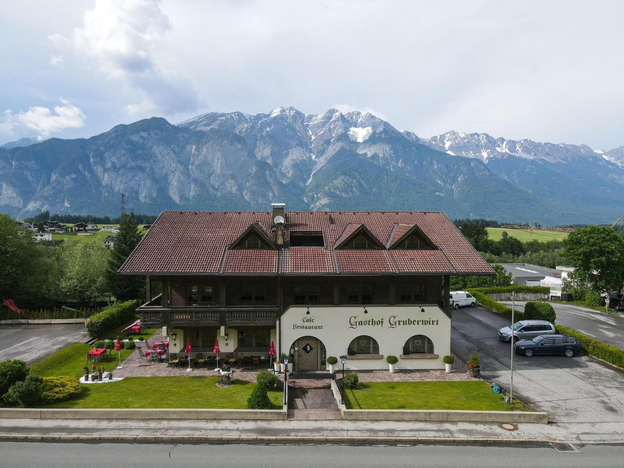 Alpenflair Apartment Mit Balkon - Inkl Parkplatz #1 Innsbruck Buitenkant foto